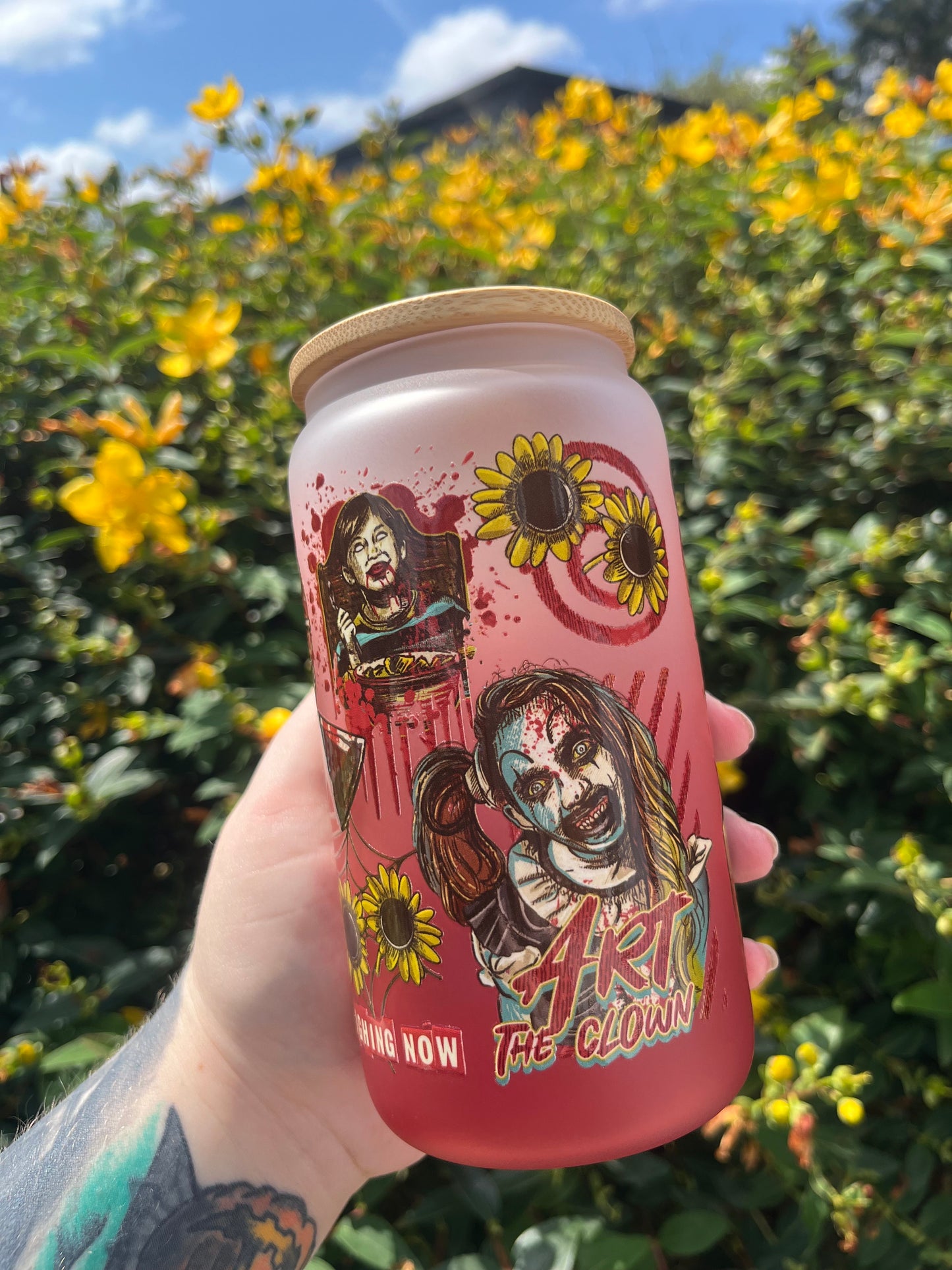 Art The Clown Glass Cup